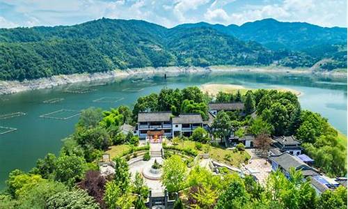 安康旅游攻略景点必去的地方_安康旅游攻略景点必去的地方有哪些